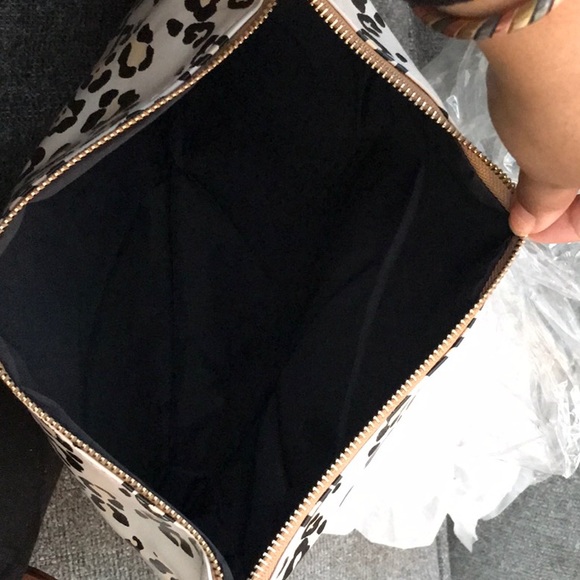 Clutch - Picture 3 of 3